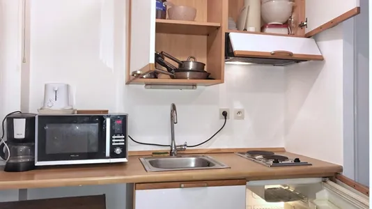 Apartments in Paris 17ème arrondissement - photo 8