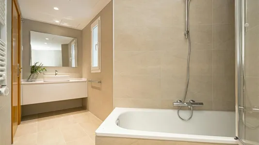 Rooms in Madrid Chamartín - photo 6