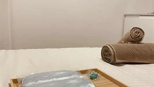 Apartments in Paris 17ème arrondissement - photo 10