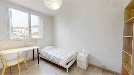 Rooms in Lyon - photo 4