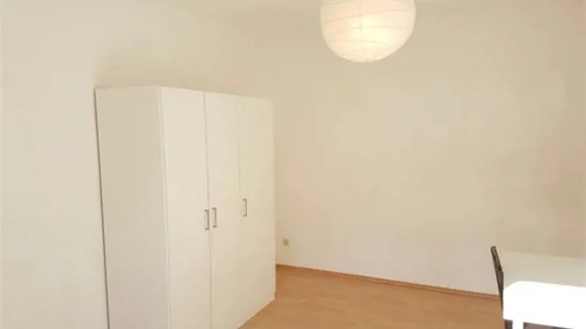 Rooms in Berlin Friedrichshain-Kreuzberg - photo 3