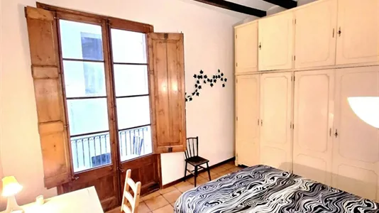 Rooms in Barcelona Ciutat Vella - photo 3