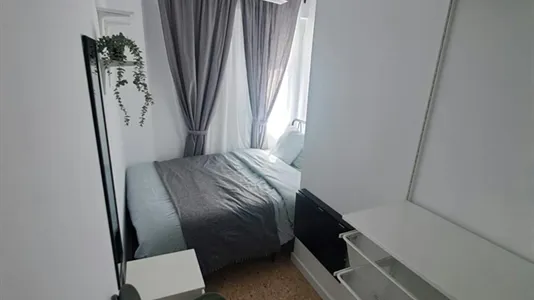 Rooms in Tavernes Blanques - photo 1