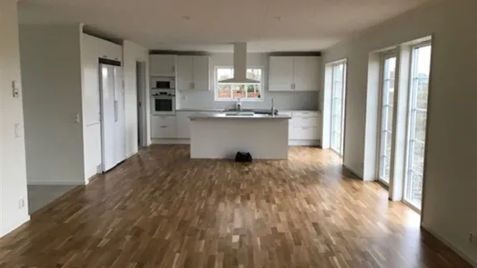 Houses in Höganäs - photo 13