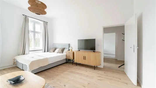 Apartments in Berlin Lichtenberg - photo 3