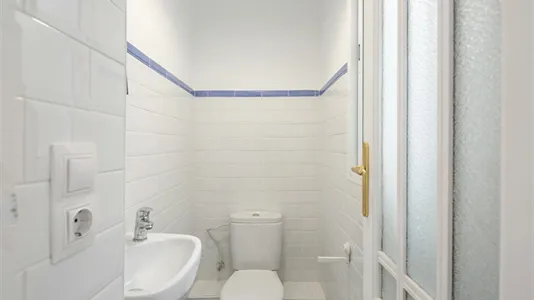 Rooms in Valencia L'Eixample - photo 9