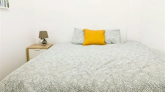 Rooms in Valencia Ciutat Vella - photo 3