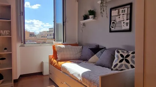 Rooms in Roma Municipio VIII – Appia Antica - photo 6