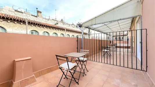 Rooms in Barcelona Ciutat Vella - photo 4