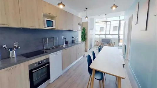 Rooms in Nanterre - photo 9