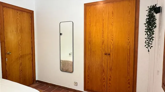 Rooms in Cerdanyola del Vallès - photo 3