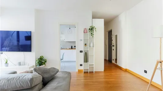 Apartments in Milano Zona 8 - Fiera, Gallaratese, Quarto Oggiaro - photo 8