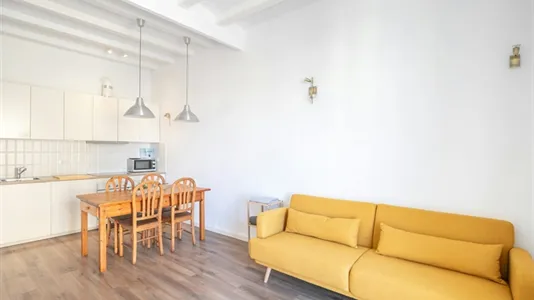 Apartments in Barcelona Sant Martí - photo 2