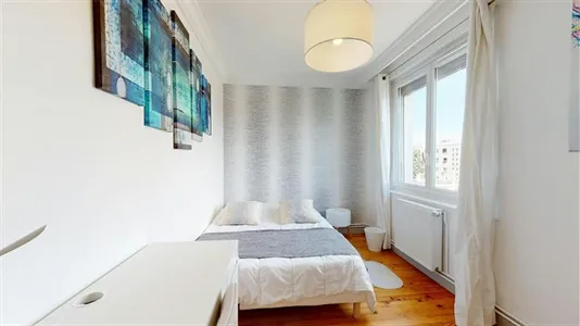 Rooms in Lyon - photo 2