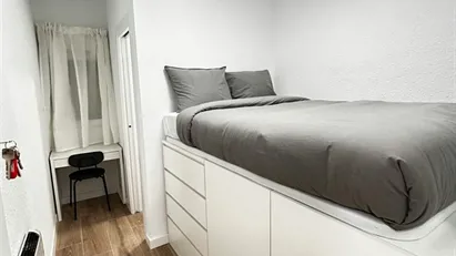 Room for rent in Adaro, Comunidad de Madrid