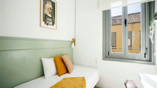 Rooms in Madrid Centro - photo 4