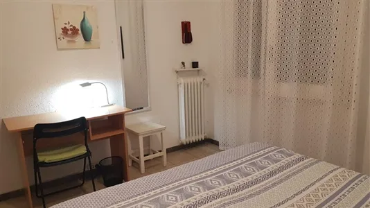 Rooms in Barcelona Eixample - photo 4