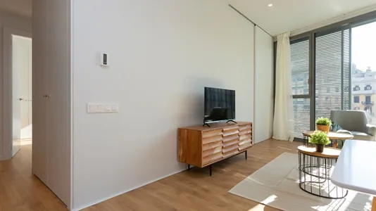 Apartments in Barcelona Eixample - photo 4