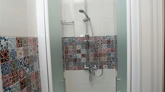 Rooms in Madrid Centro - photo 7