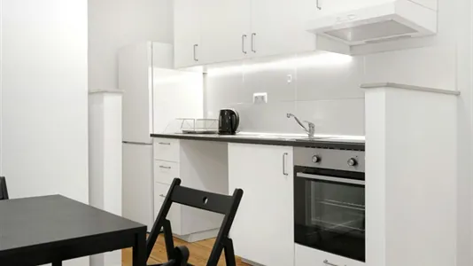 Rooms in Berlin Mitte - photo 9