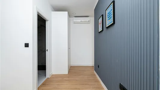 Rooms in Madrid Centro - photo 4