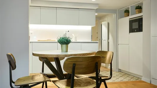 Apartments in Barcelona Ciutat Vella - photo 7