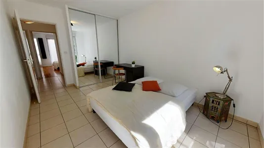 Rooms in Lyon - photo 2