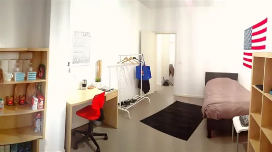 Rooms in Brussels Anderlecht - photo 7