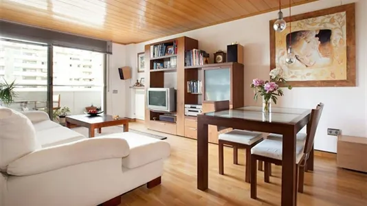 Rooms in Barcelona Sant Martí - photo 4