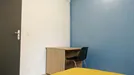 Room for rent, Lyon, Auvergne-Rhône-Alpes, &lt;span class=&quot;blurred street&quot; onclick=&quot;ProcessAdRequest(12449411)&quot;&gt;&lt;span class=&quot;hint&quot;&gt;See streetname&lt;/span&gt;[xxxxxxxxxxxxx]&lt;/span&gt;