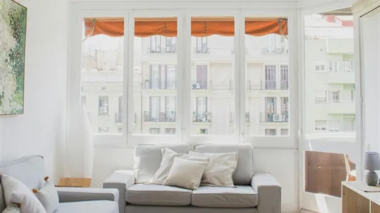 Rooms in Barcelona Eixample - photo 7