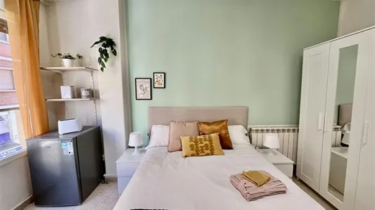Rooms in Zaragoza - photo 4