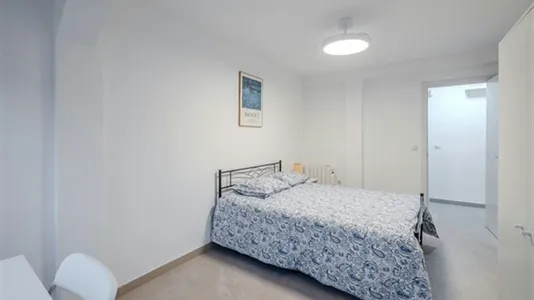 Rooms in Adaro - photo 4