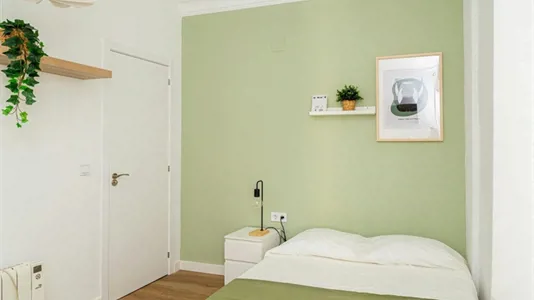 Rooms in Zaragoza - photo 2