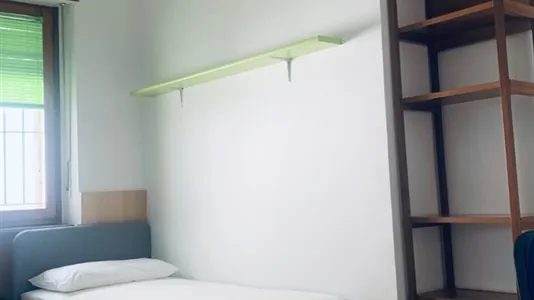 Houses in Turin - photo 8