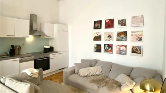 Apartments in Vienna Alsergrund - photo 2