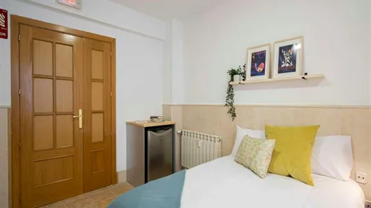 Rooms in Madrid Tetuán - photo 4
