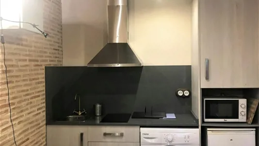 Apartments in Valencia Ciutat Vella - photo 3
