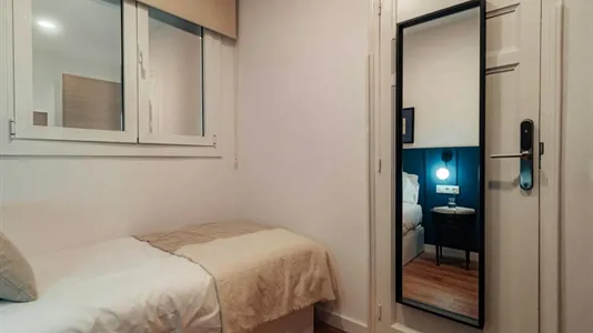 Rooms in Barcelona Sarrià-St. Gervasi - photo 2