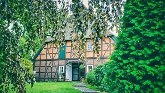 Houses in Niedersachsen Harburg - photo 1