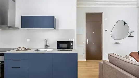 Apartments in Barcelona Ciutat Vella - photo 9