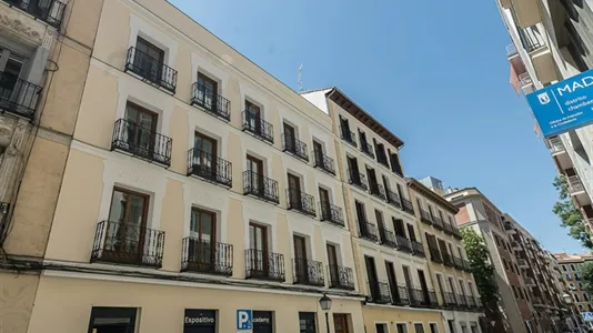 Apartments in Madrid Chamberí - photo 10