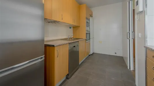 Rooms in Madrid Retiro - photo 10