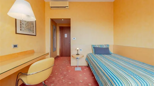Rooms in Turin - photo 2