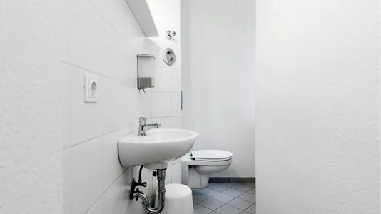 Rooms in Berlin Charlottenburg-Wilmersdorf - photo 10