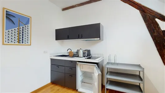 Rooms in Fontainebleau - photo 5