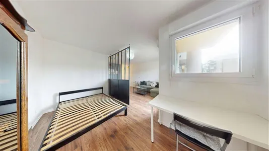 Apartments in Lyon - photo 10