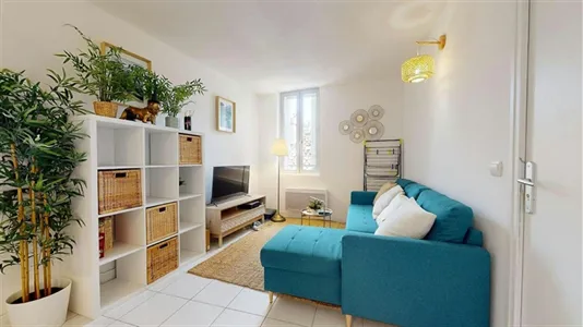 Rooms in Nîmes - photo 4