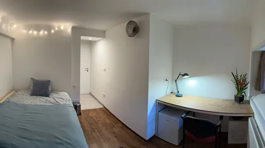 Rooms in Besnica - photo 6