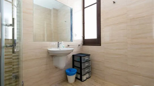Rooms in Granada - photo 5